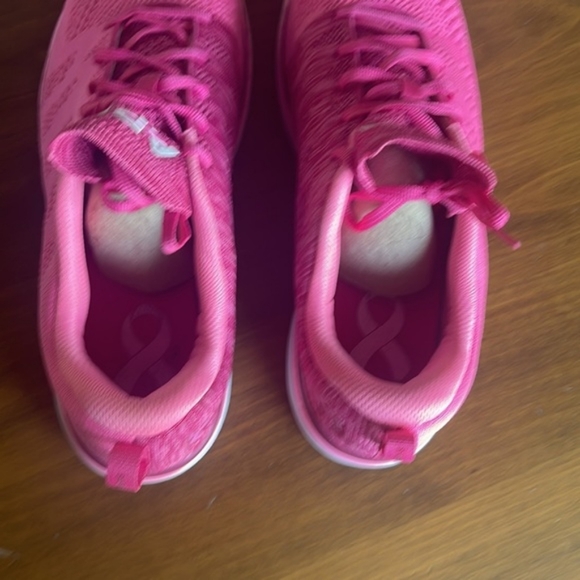 Moving Sale! APL Mens Sneakers Techloom Pro Pink Ribbon Edition Size 12 1/2 - Picture 8 of 9